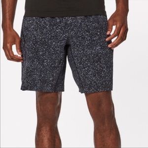 LuluLemon 9” Pacebreaker Linerless
